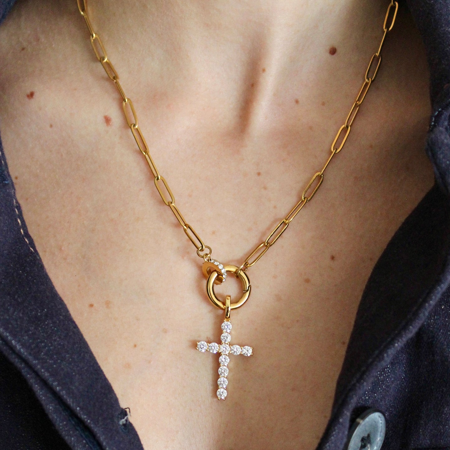 Collar Cruz