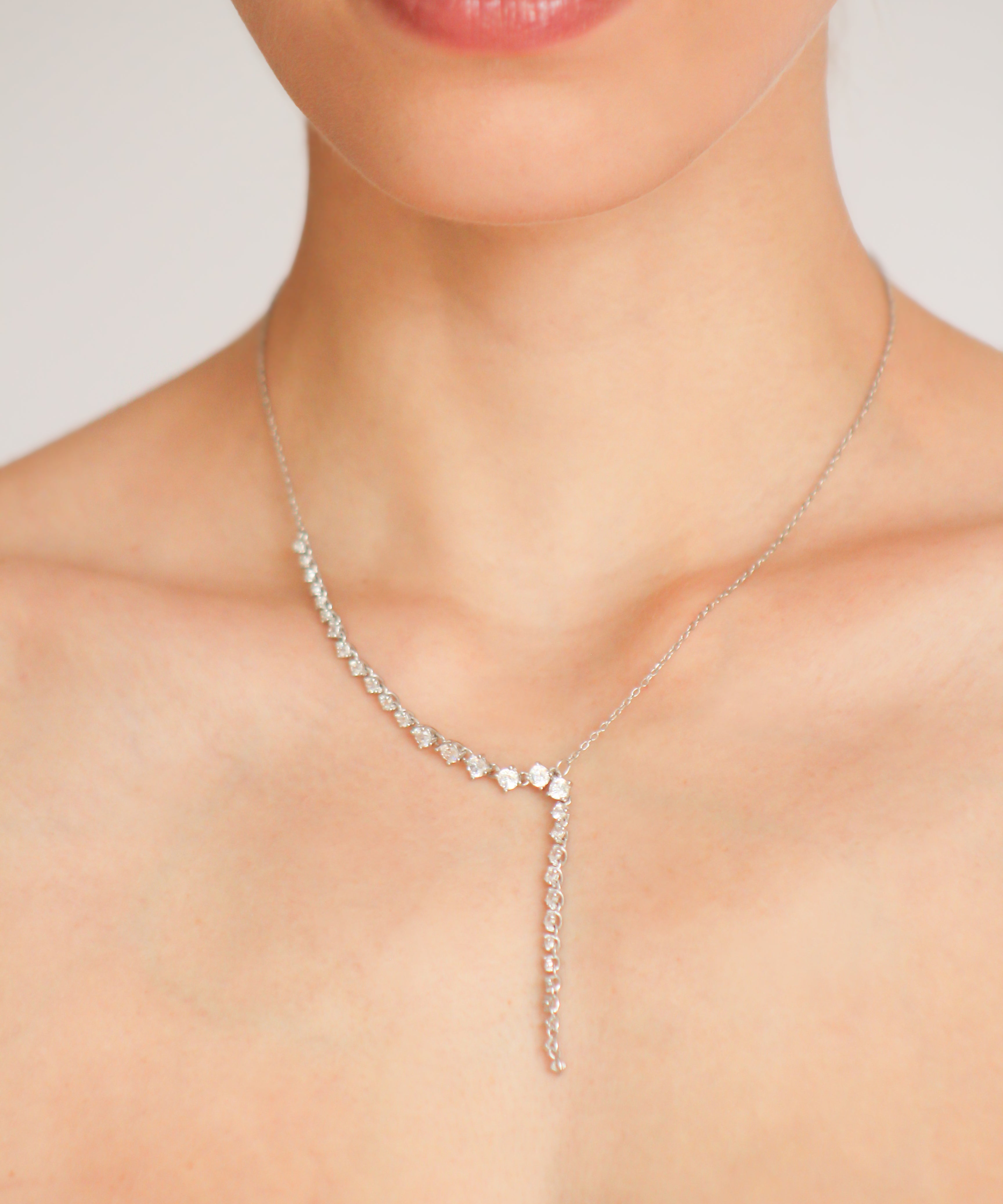 Collar en V