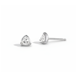 Studs Triangulares