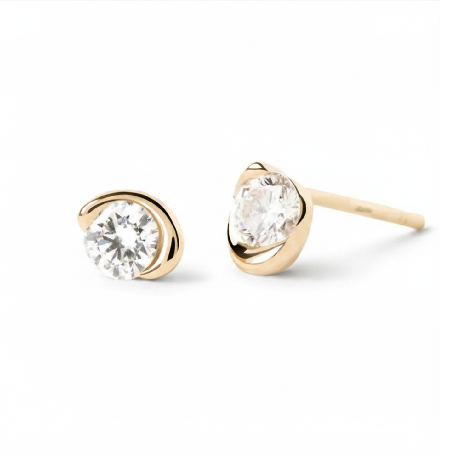 Studs Simples Gold | Alta Joyería